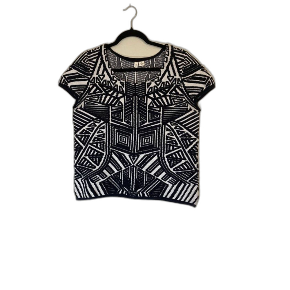 Moth by Anthropologie geometric textured sweater shirt Large